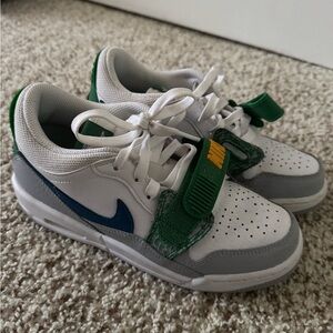 Nike Kids' White and Green Sneakers